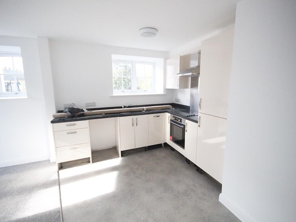 2 bedroom apartment To Let in Earby - IMG_5038.jpg